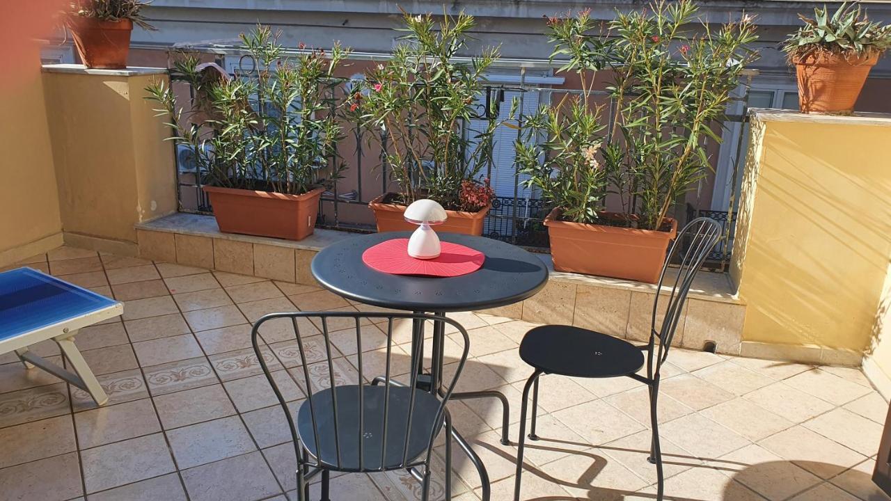 Gli Appartamenti Del Duca Di Miroballo Napoli Dış mekan fotoğraf